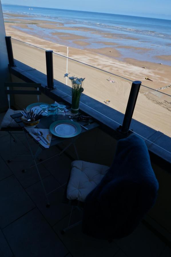 Belle Vie Vue Dominante Mer Et Plage - Appartement 2 A 4 Personnes Cabourg Kültér fotó